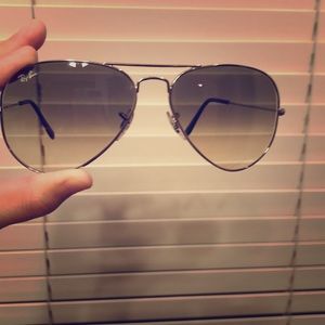 Women’s Ray Ban aviator sunglasses